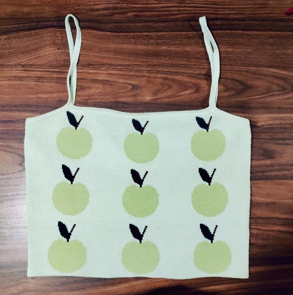 SOLD NWT Verge Girl Apple Tank Top - Picture 3 of 4